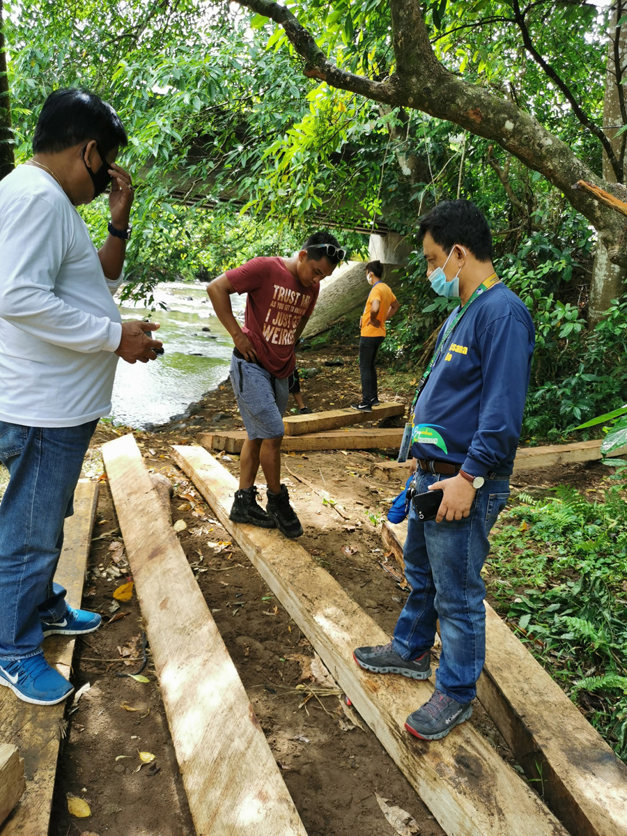 Abandoned lumber found by DENR PENRO Quezon and  CENRO Tayabas personnel in Caisan II, Mauban, Quezon